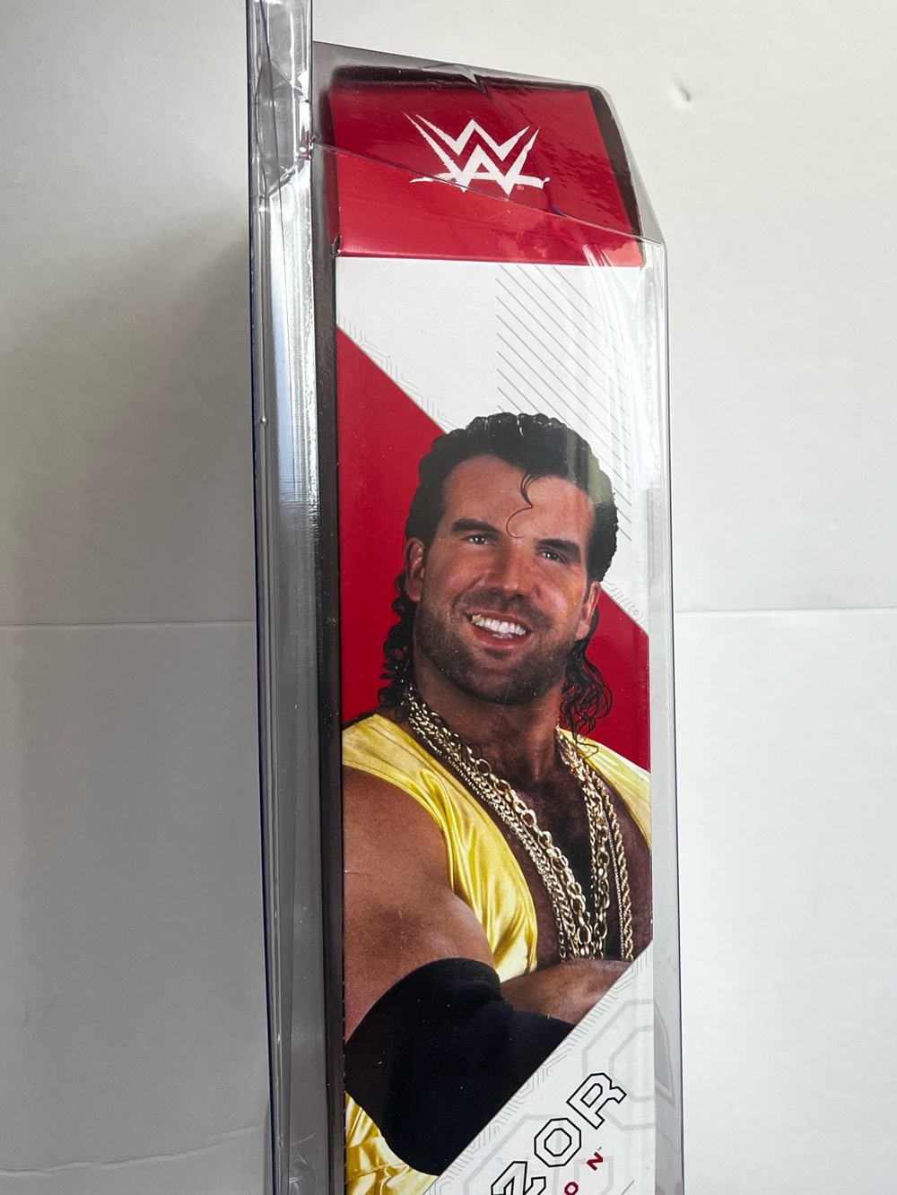 WWE Ultimate Edition Razor Ramon with defender - Picture 5 of 6